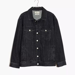 MADEWELL The Oversized Trucker Jean Jacket in Lunar Wash